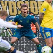 Patrick Pentz in action for Brondby